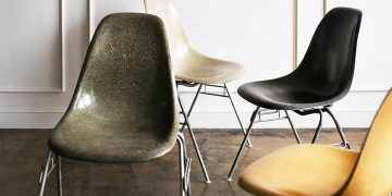 chairs-in-a-living-room